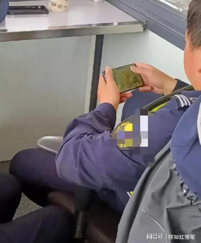 兼职保安怎么当？40岁能做演唱会保安吗？要求多吗？