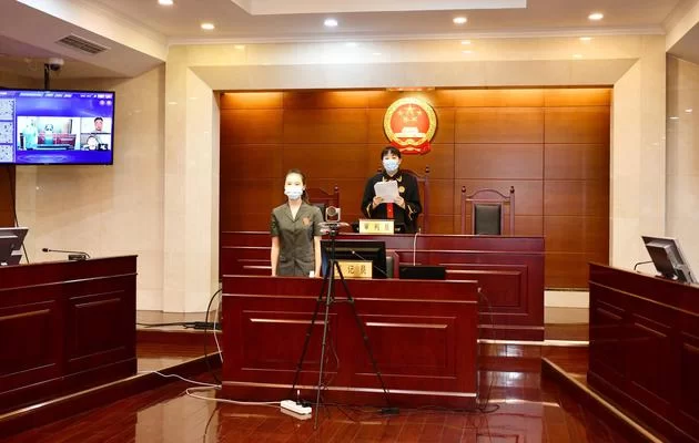 兼职主播签协议还是劳务协议？这份合同模板靠谱吗？