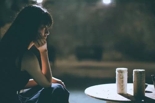 普通中年男人凌晨做啥兼职好，赚钱体验人生咋兼顾？