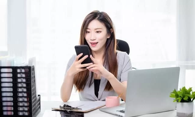 早上上班比较闲的时候，做点啥兼职能赚点钱又合适？