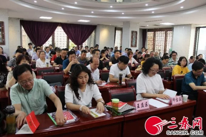 律师兼职有哪些规定，专职律师能兼职其他工作吗？