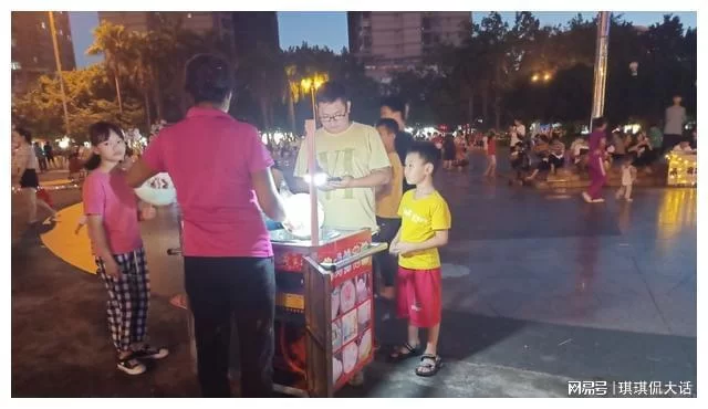 女性下班后副业怎么选？摆摊或一个人做什么好呢？
