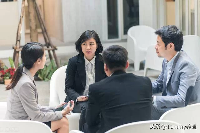女性休班在家适合做什么副业？轻松赚钱的小活有吗？