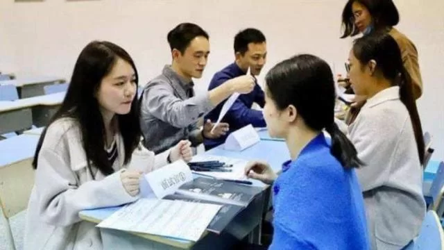 大学生兼职真实吗？能做什么工资怎么发要不要报税？