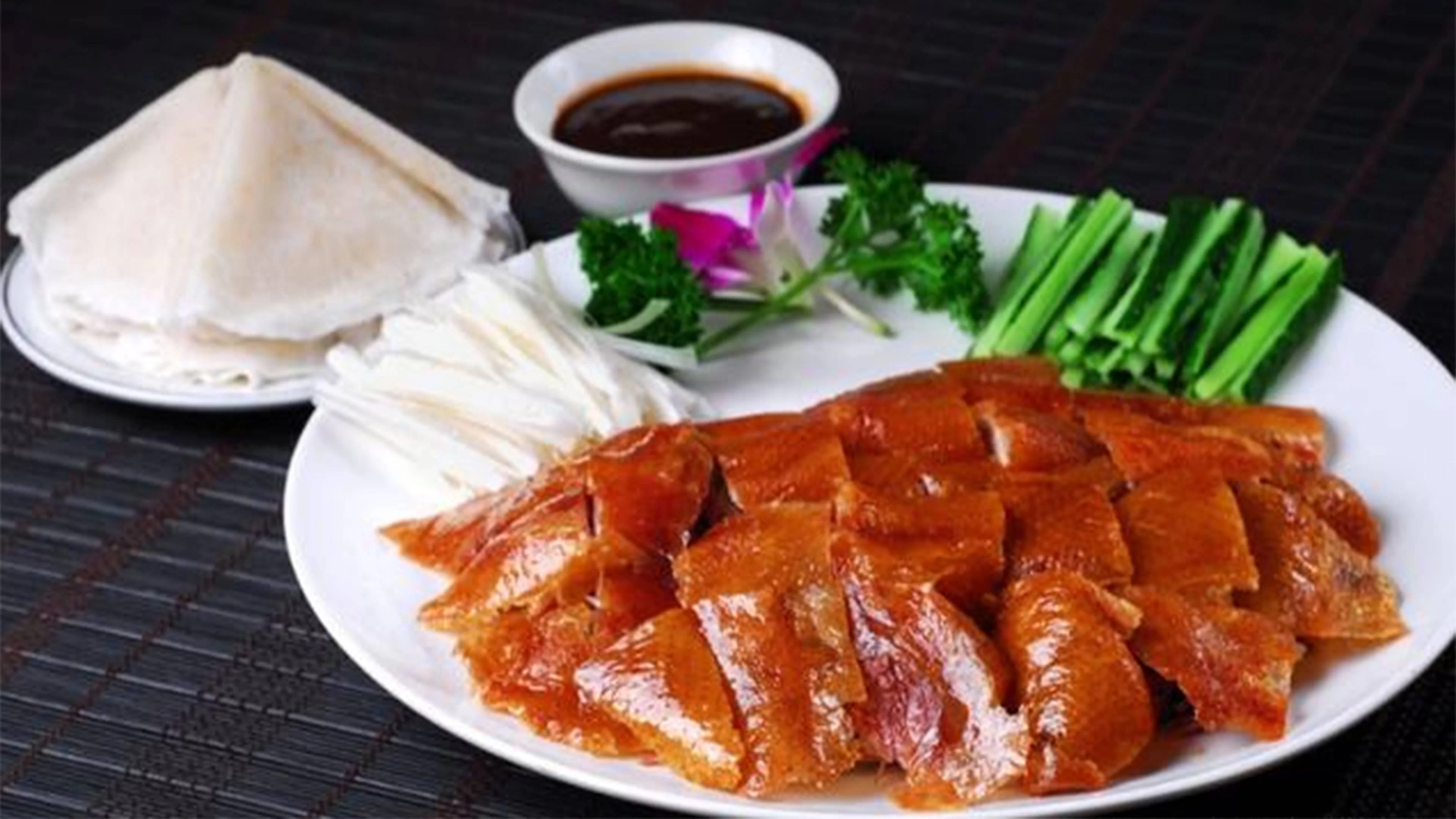 兼职吃烤鸭靠谱吗？晚上吃会胖不？荨麻疹能吃吗？
