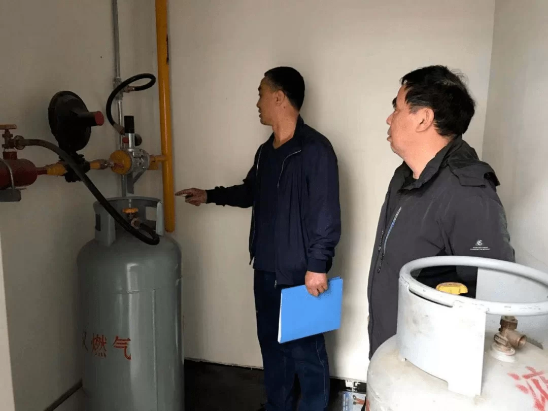 公益岗人员可以兼职吗，兼职公益章模板怎么申请？