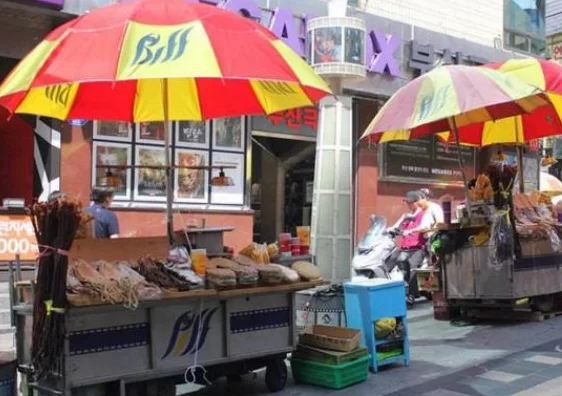 低成本甜品副业怎么做?小区门口小店投入少赚钱快
