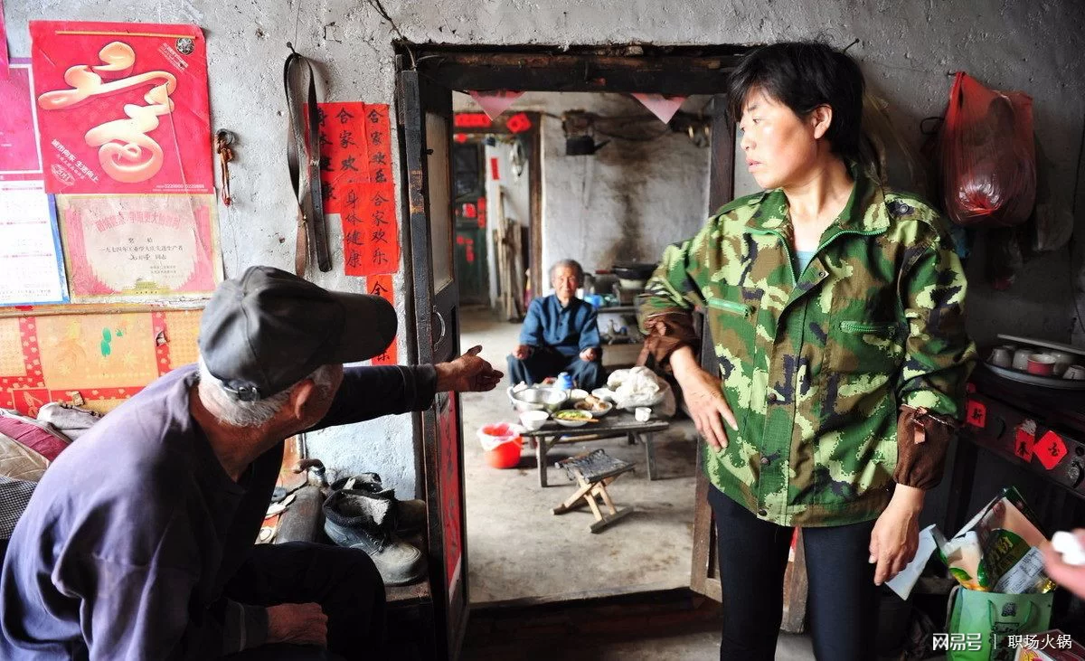 休闲钓副业靠谱吗?退休在家轻松赚钱的悠闲生活?
