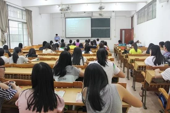 佛山大学城兼职有哪些?狮山大学城这些大学能接活!
