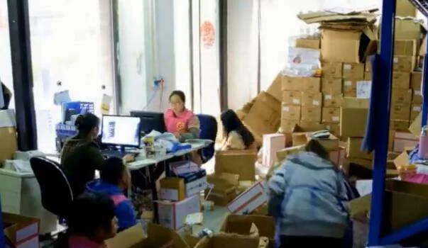 云浮快递兼职最新招聘,录入客服岗位在家能做吗?