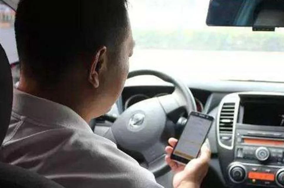 什么兼职赚钱时间自由,跑网约车、PS修图能赚多少?