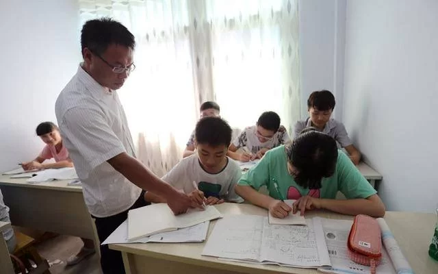习水教师想兼职,有哪些既靠谱又不耽误上课的工作?