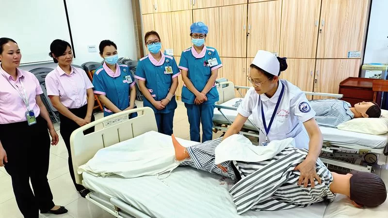 九台区病人陪护兼职优势有哪些,服务属于生活服务吗?