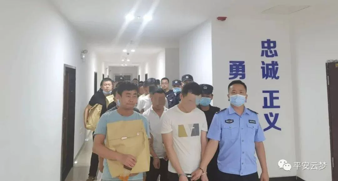 云梦大学生兼职能做什么,工资咋算,要报税开发票不?
