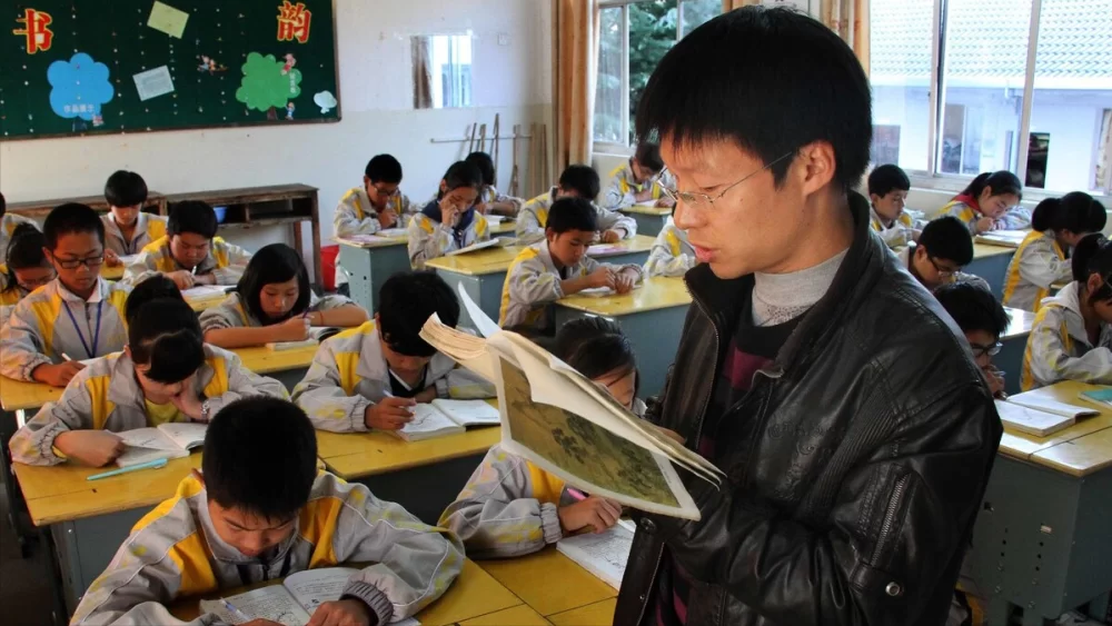 乡镇教师能干啥副业?不违规赚钱的兼职方法多吗?