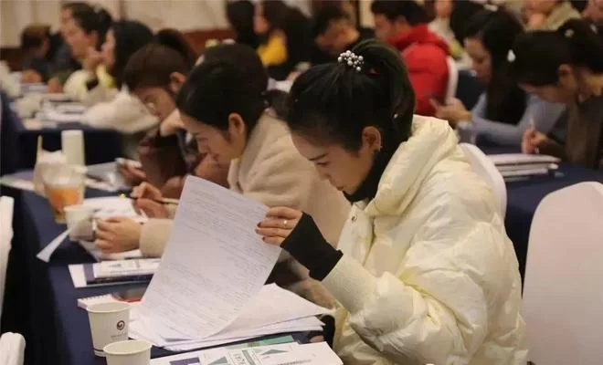 临平学生兼职靠谱吗?寒假工网上兼职日结哪里找?