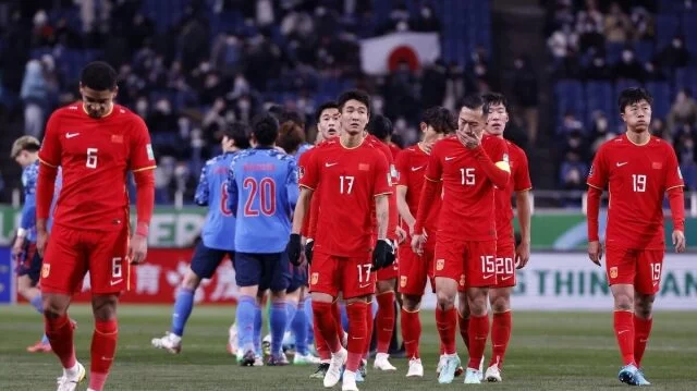 中国男足球员副业都在干些啥,演戏送外卖你见过哪些?