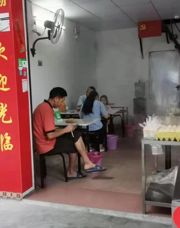 东莞小副业做点啥好?正规副框加工厂哪家靠谱又便宜?