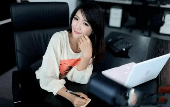 不出户上班族做什么副业靠谱,适合女性的有啥好门路?