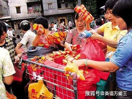 下班摆摊做点啥副业能赚钱又稳当成本还低好做不累人?