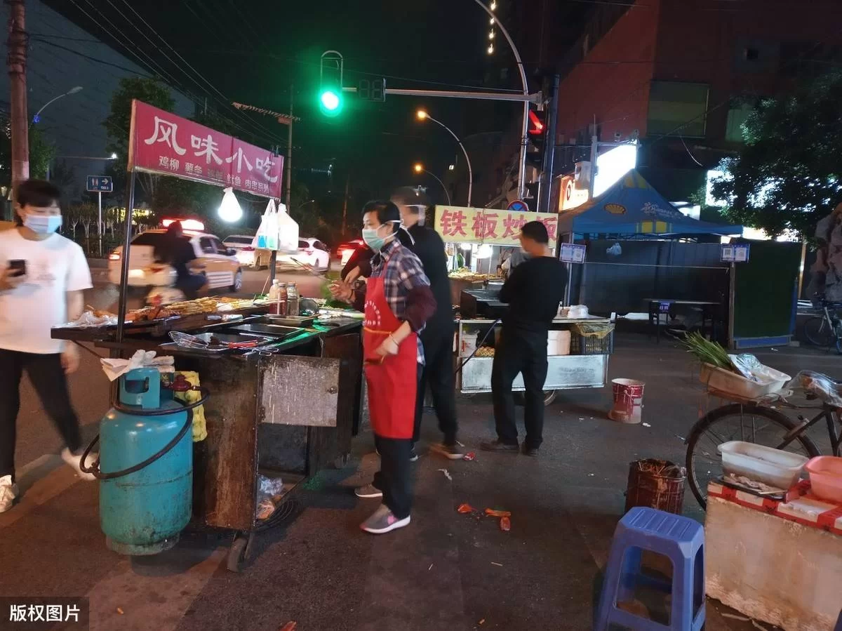 下班后做副业摆摊,夜市卖啥好?视频大全图片大全