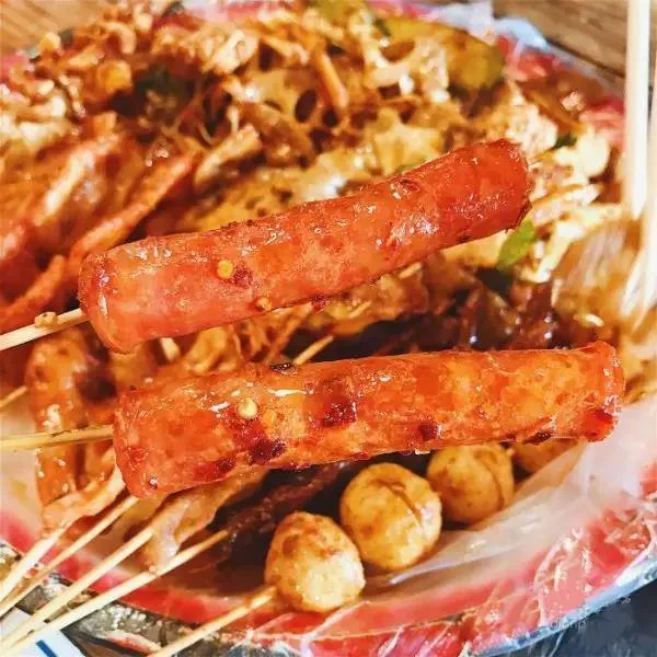 下班副业炸串摆摊靠谱吗?兼职能赚点零花钱还轻松不?