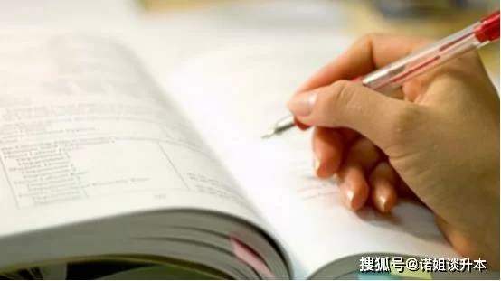 专科女孩在校兼职到底好不好呢,对成长有帮助吗?