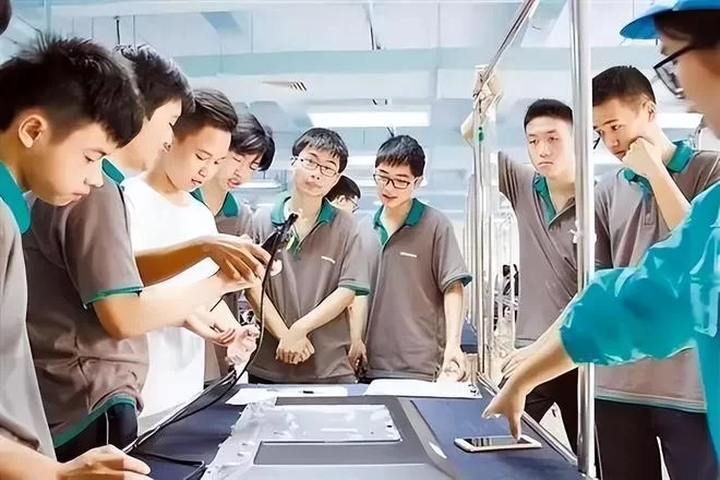 不读高中适合做什么兼职？毕业生能干的活儿有哪些呢？