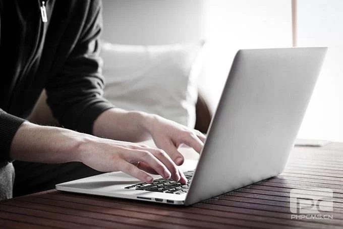 不忙时能干啥兼职？电脑上就能操作的副业有哪些工作？