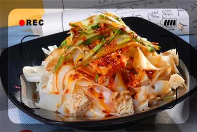 下班摆摊做副业可以吗，晚上卖啥比较赚钱又省心？