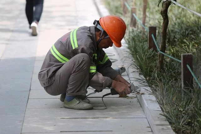 下桥兼职搬运日结工资是真的吗?附近能做搬运工吗?