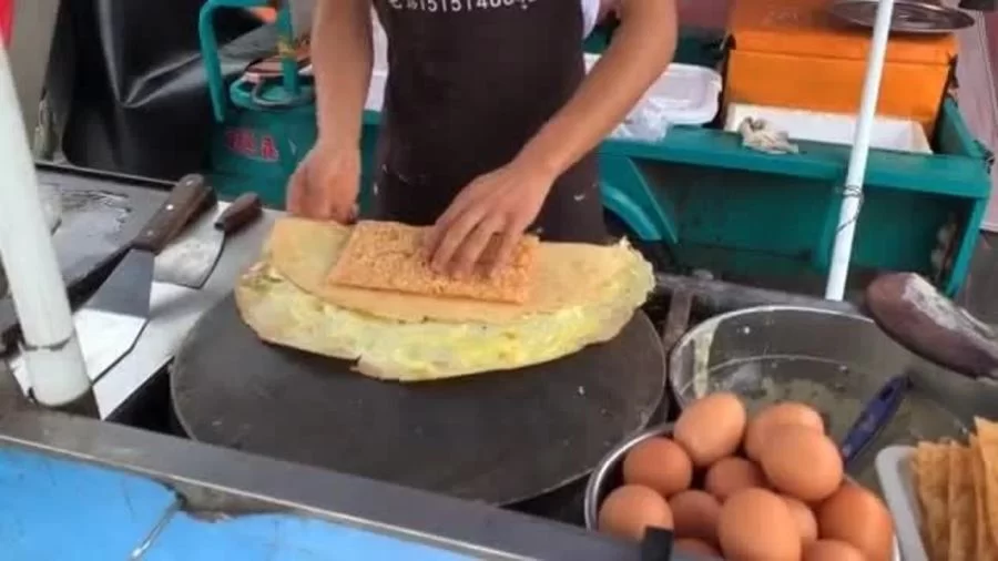 上班族适合的副业卖早餐,摆摊卖什么最火好卖又赚钱?