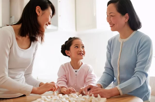 上班族做娃衣服副业靠谱?能赚钱又不影响工作吗?