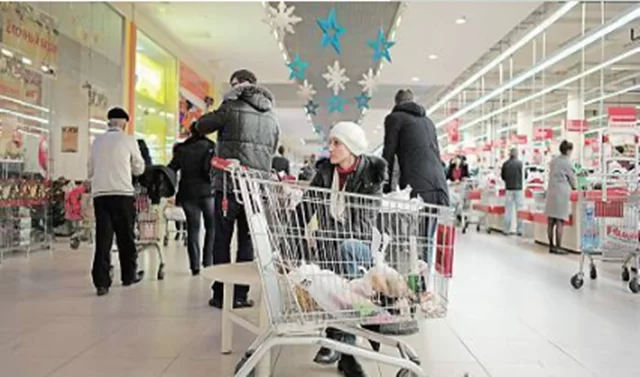 上班族副业没思路？女性晚上赚钱路子轻松上手不耽误！