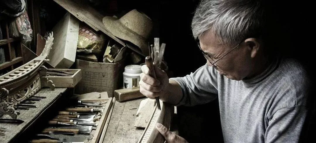 bob大叔副业怎么做？上班族靠谱赚钱途径有啥好选择？