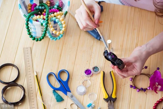 饰品副业为何成首选？小投入高回报的秘诀？