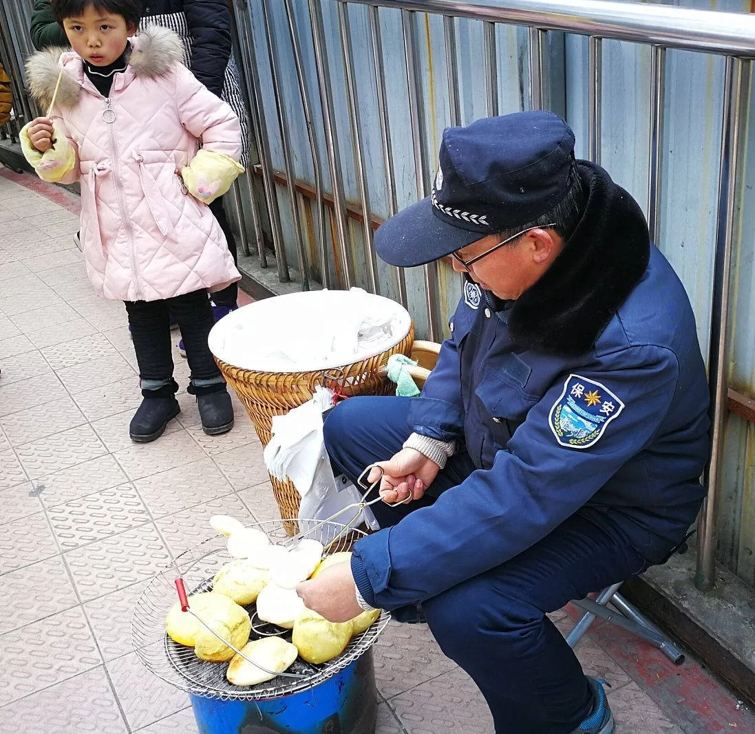 上班族做厨师想搞副业，还能做哪些副业或转行工作呢？