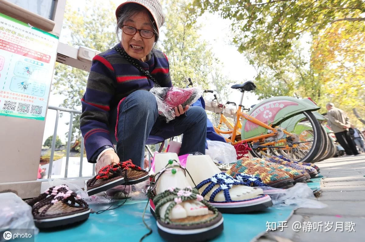 上班族做副业该投多少钱，一年还清10万负债靠谱不？