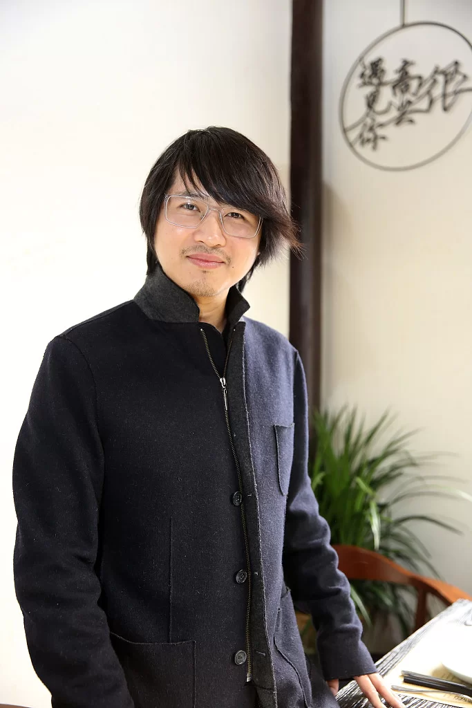 韩寒副业有哪些,上班族下班也能赚钱的副业?