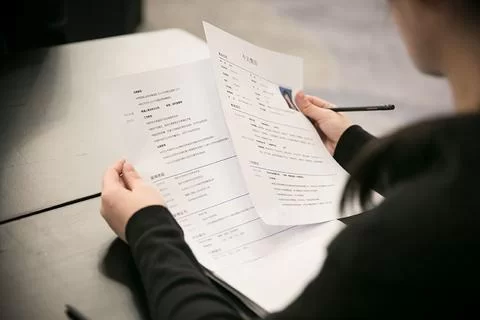 面试能做兼职吗?员工兼本公司其他工作允许不?