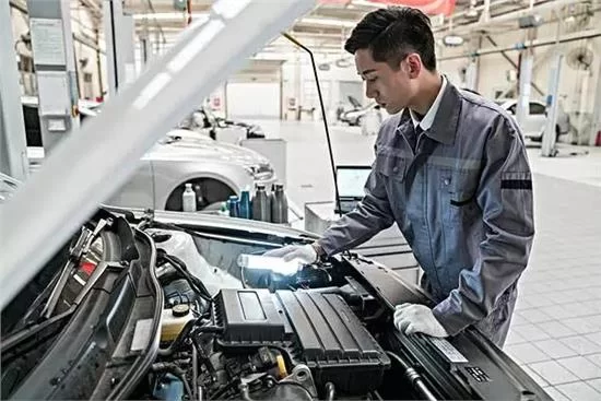 汽车修理工搞副业，修车相关副业有哪些好做的？