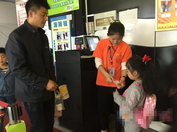 电影院检票员兼职佛山有吗，每周几小时能干？