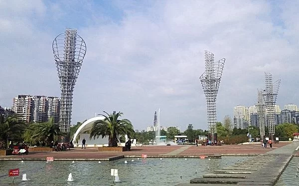 成都温江光华公园兼职靠谱吗，一天能挣多少钱？