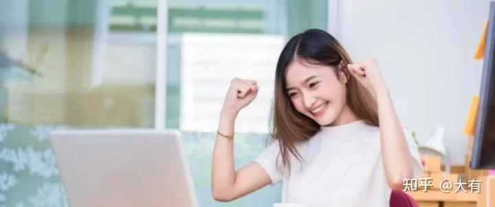女生上班族下班后做副业,没特长能做啥?
