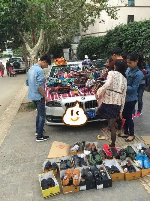 女性下班后副业做啥好,轻松摆摊还能每天赚点?