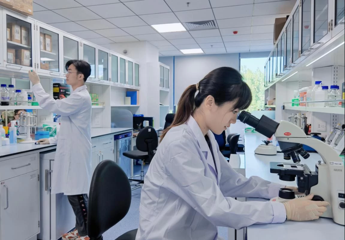 实验室专兼职实验员配备标准和管理要求是什么?