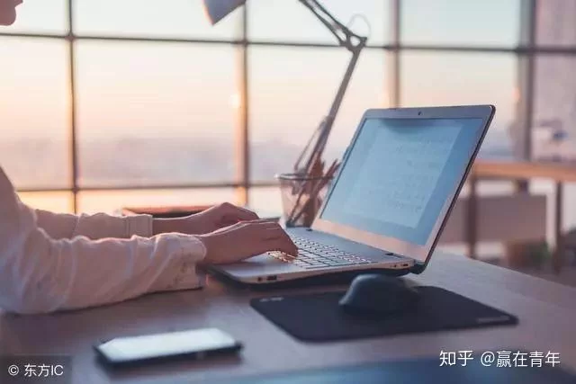 女性上班族空闲时间做啥副业好,轻松还能赚钱?