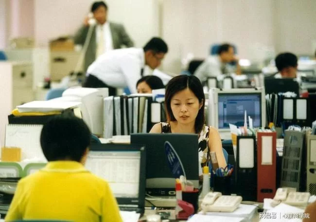 员工副业会导致离职吗,企业该怎么处理呢?