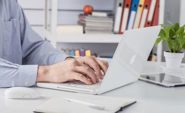 办公室比较闲，做点啥副业能赚点零花钱呢？