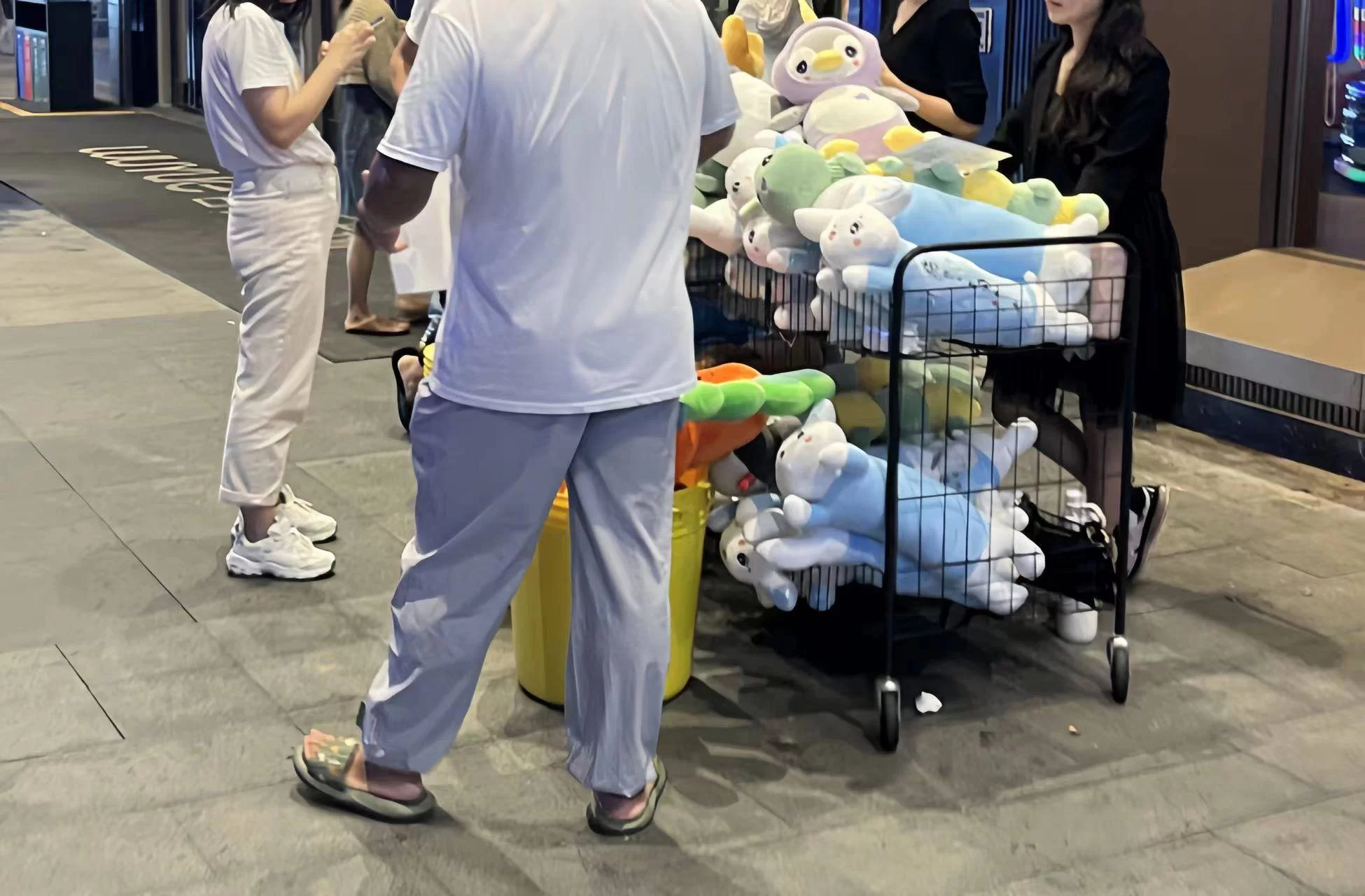 兼职半年能做什么工作?晚上适合男的有哪些活?